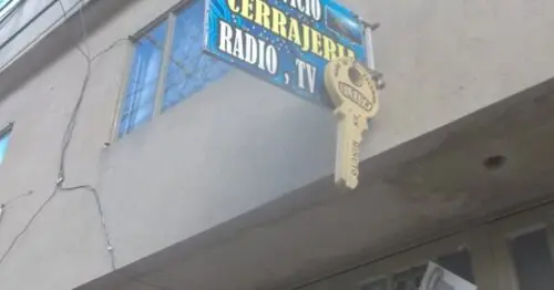 SERVICIO CERRAJERIA RADIO TV CALLE 73B SUR SERVICIO CERRAJERIA RADIO TV CALLE 73B SUR